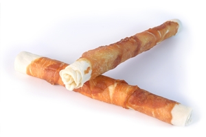Picture of Magnum Chicken Roll on Rawhide stick 10" (170g) 2ks