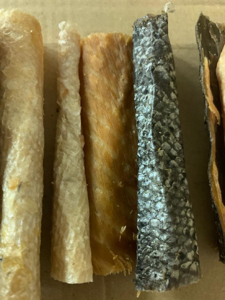 Picture of Sušené lososí kůže s masem 1kg - rozváženo